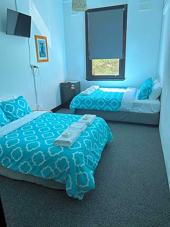 imperial hotel motel portland 2847