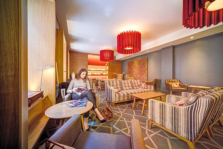 Apex Temple Court Hotel