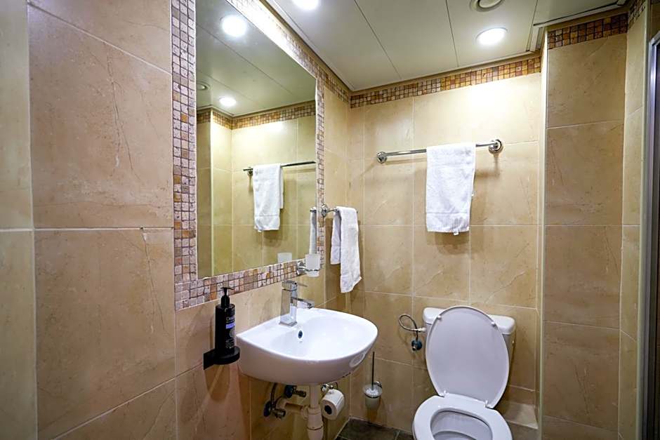 Central Park Residence