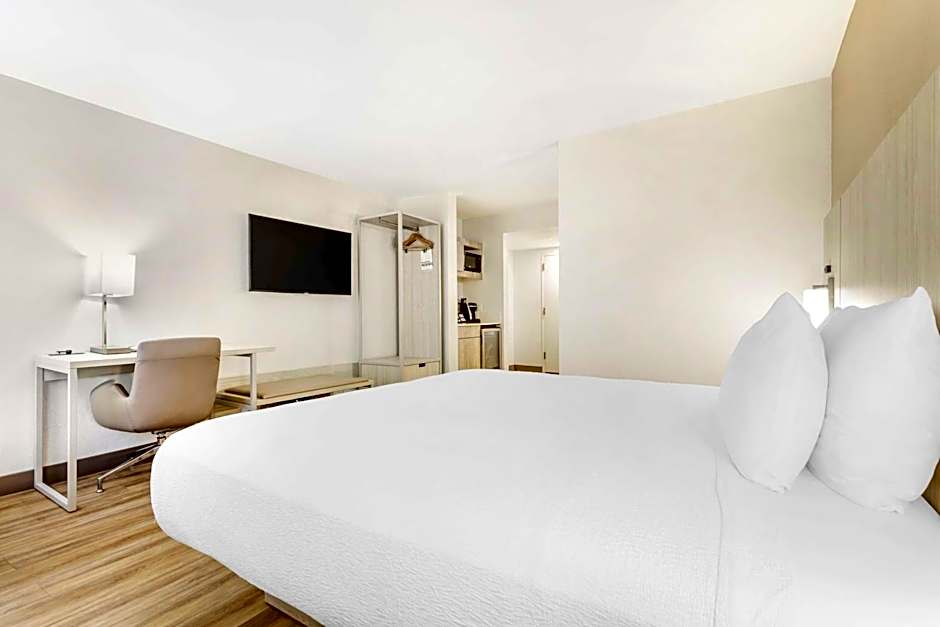 Best Western Plus Sugar Land/Stafford