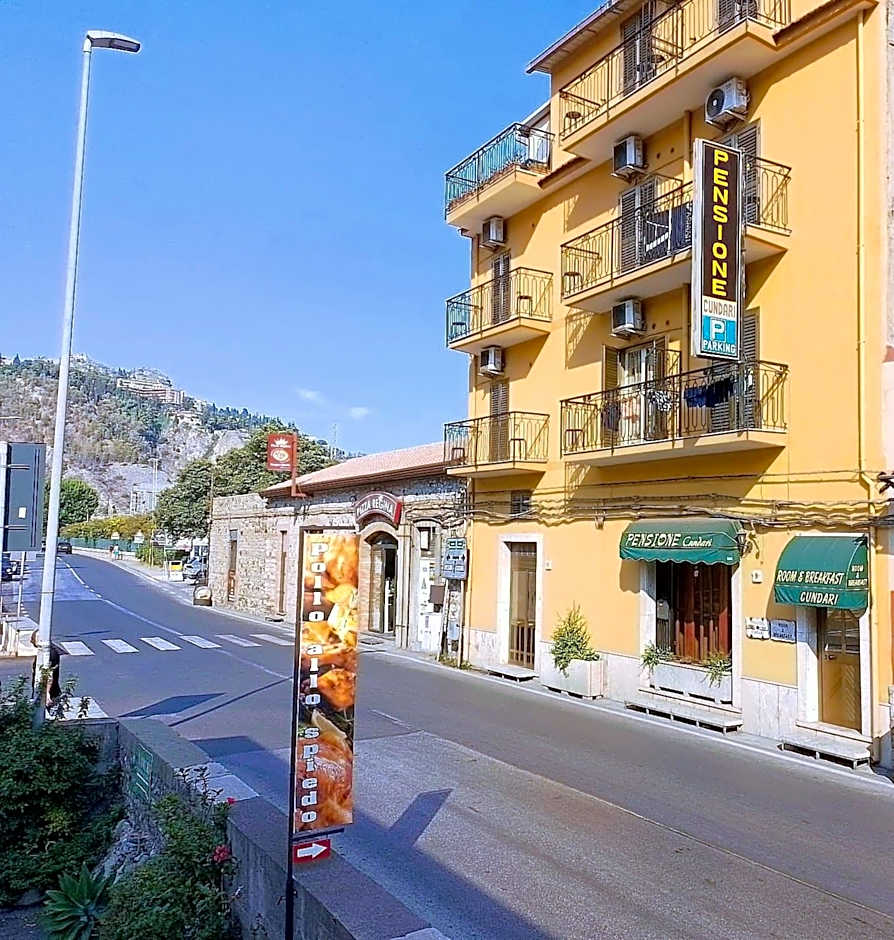 Hotel Pensione Cundari