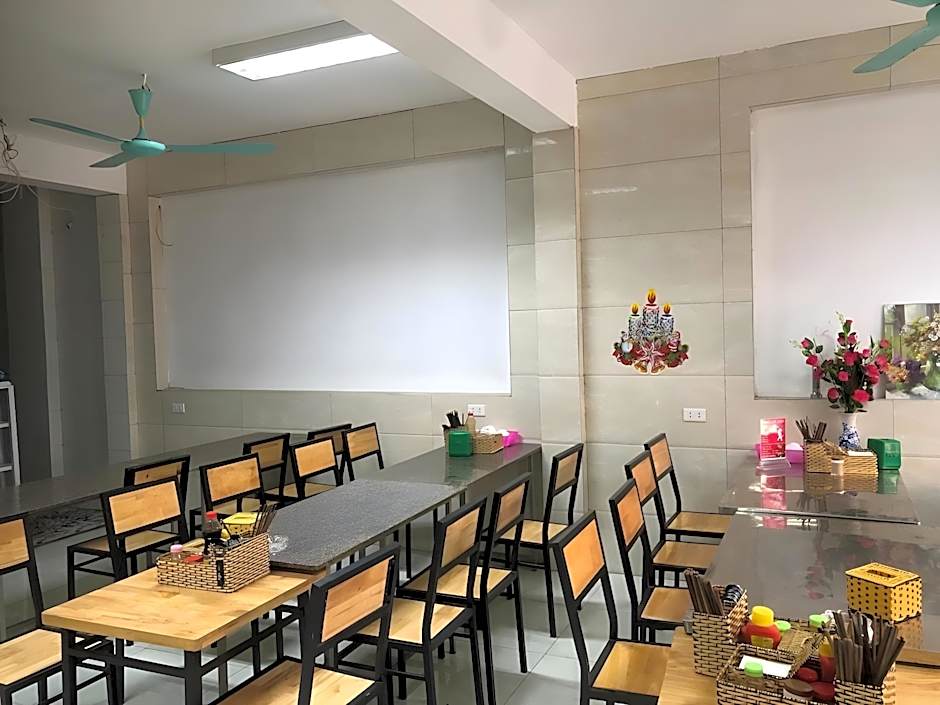 Noi Bai Airport Hotel