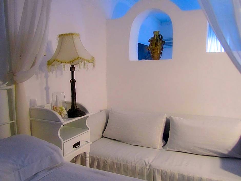 Photo 1 of 51 of Junior Suite, Sea View