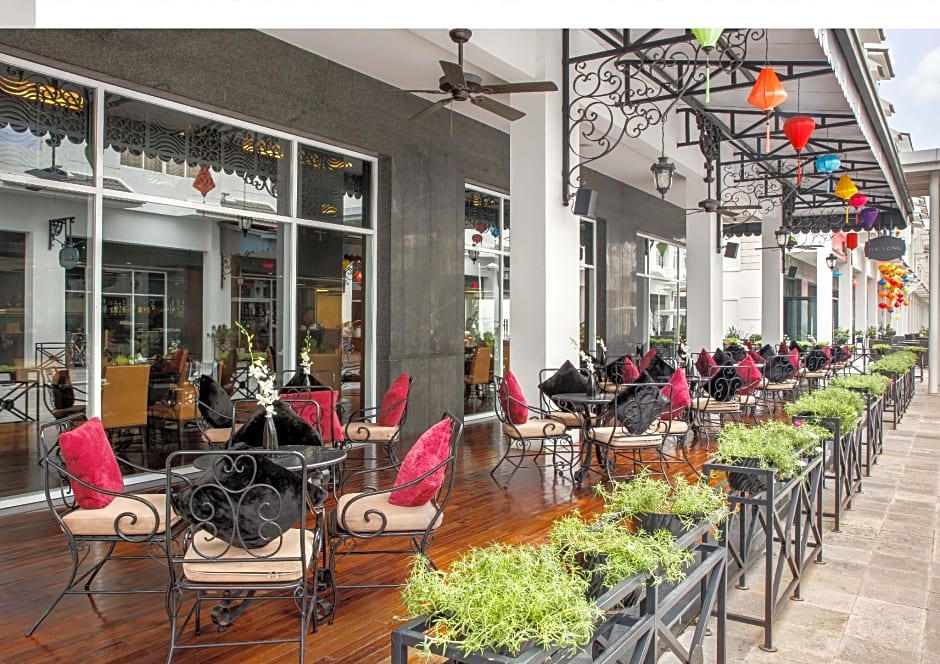 Paradise Suites Hotel