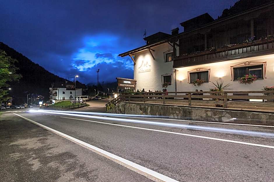 Hotel Casa Alpina - Alpin Haus