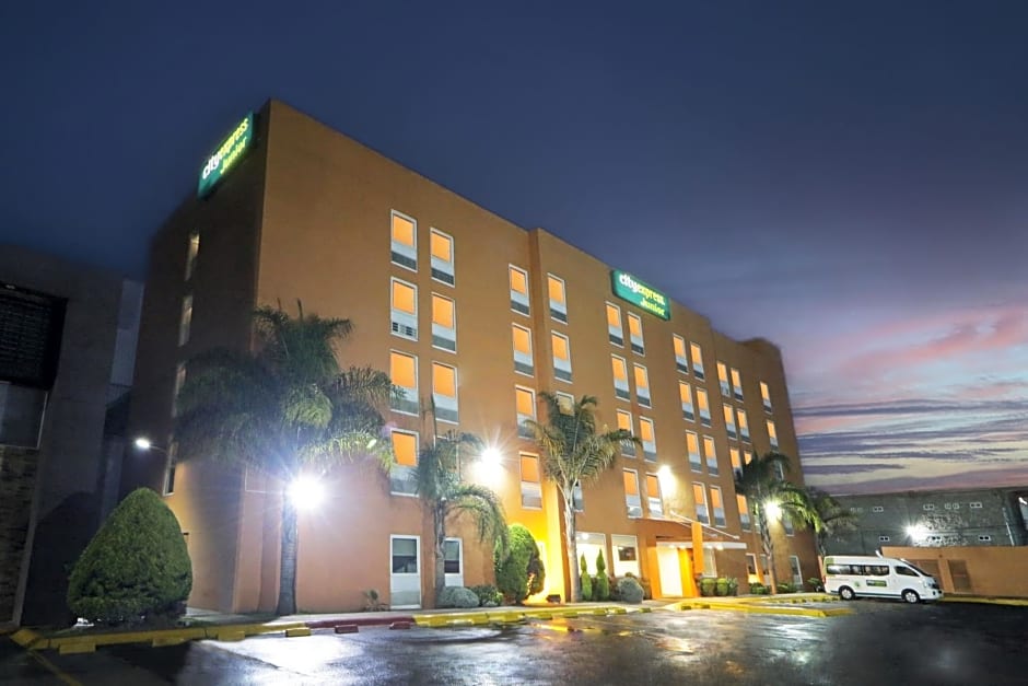 City Express Junior by Marriott Toluca Aeropuerto