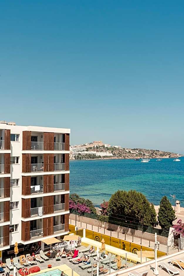 Ryans Ibiza Apartments - Only Adults