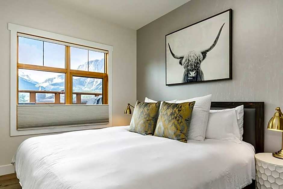 The Grand Escape Downtown Canmore