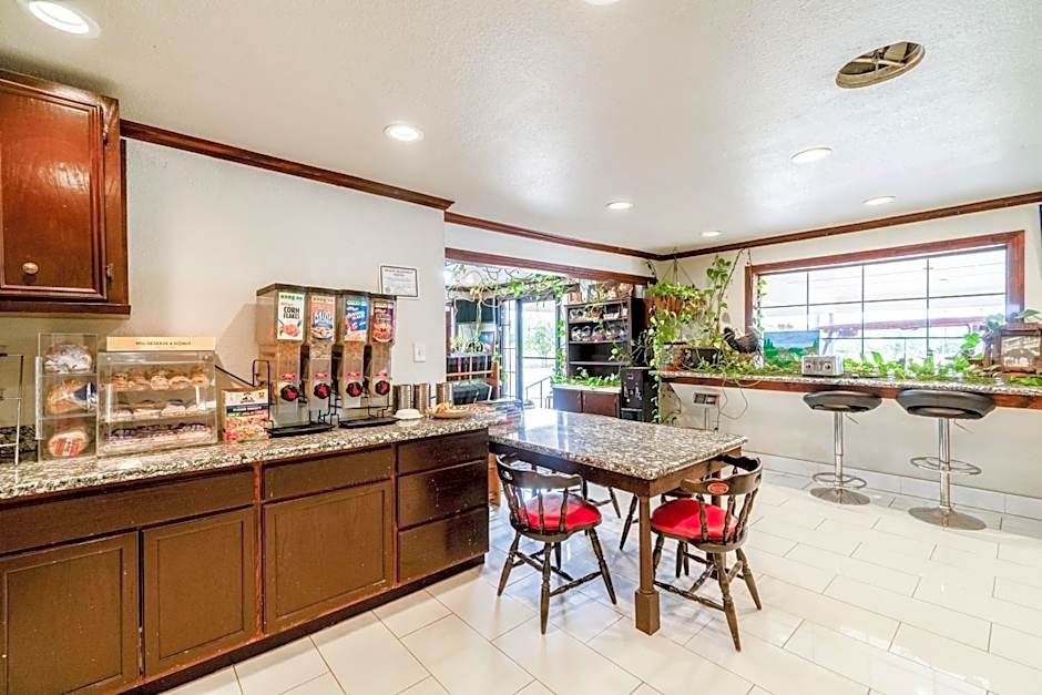 Purple Sage By OYO Snyder TX