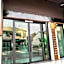 Carnarvon Suites