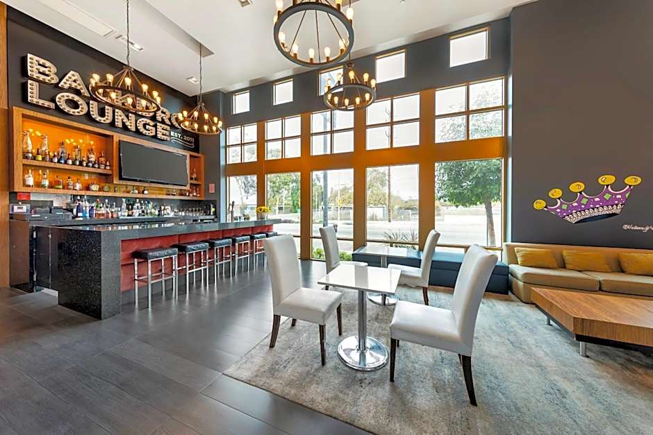 BLVD Hotel and Studios Universal-Hollywood, an Ascend Collection Hotel