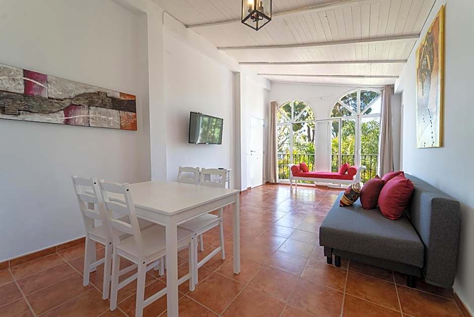 CASADELMAR Marbella 23 APARTAMENTOS VACACIONALES