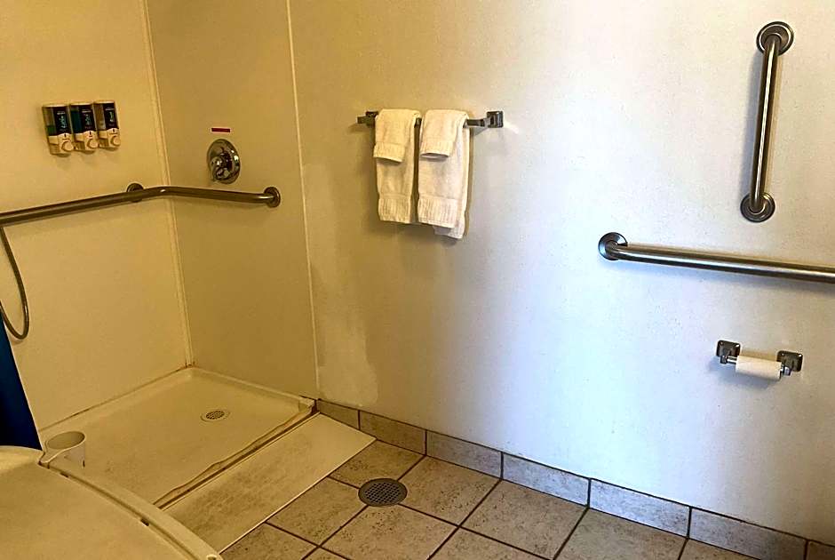 Baymont by Wyndham Petoskey