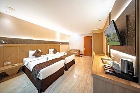 Superior Triple Room