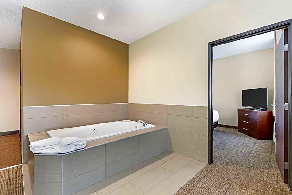 Comfort Suites Cedar Falls Industrial Park