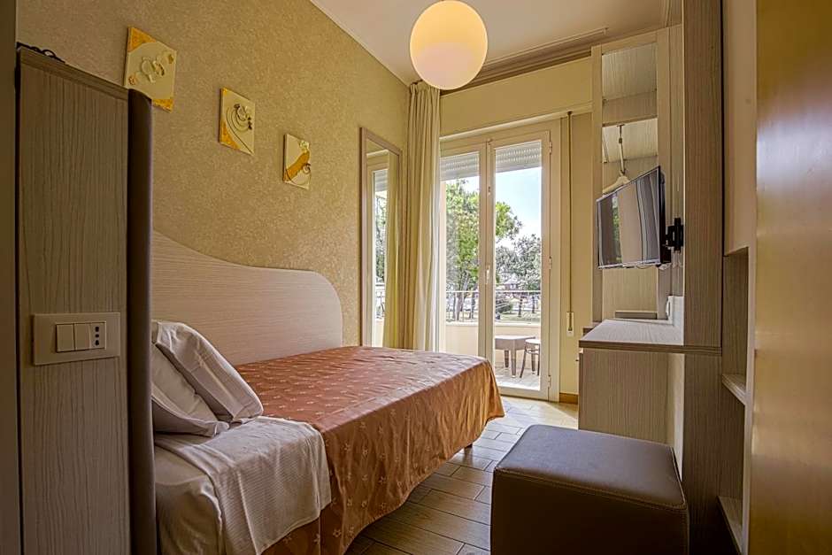 Hotel Ombretta Mare