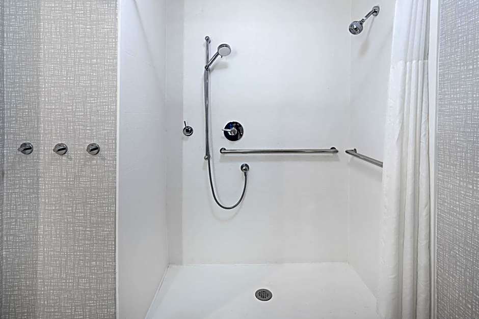 Hampton Inn By Hilton Richmond-West