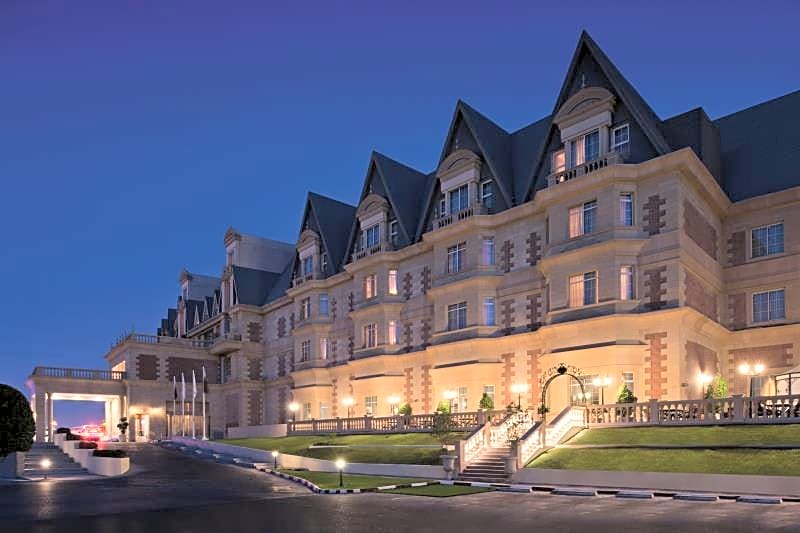 Al Aziziyah Boutique Hotel