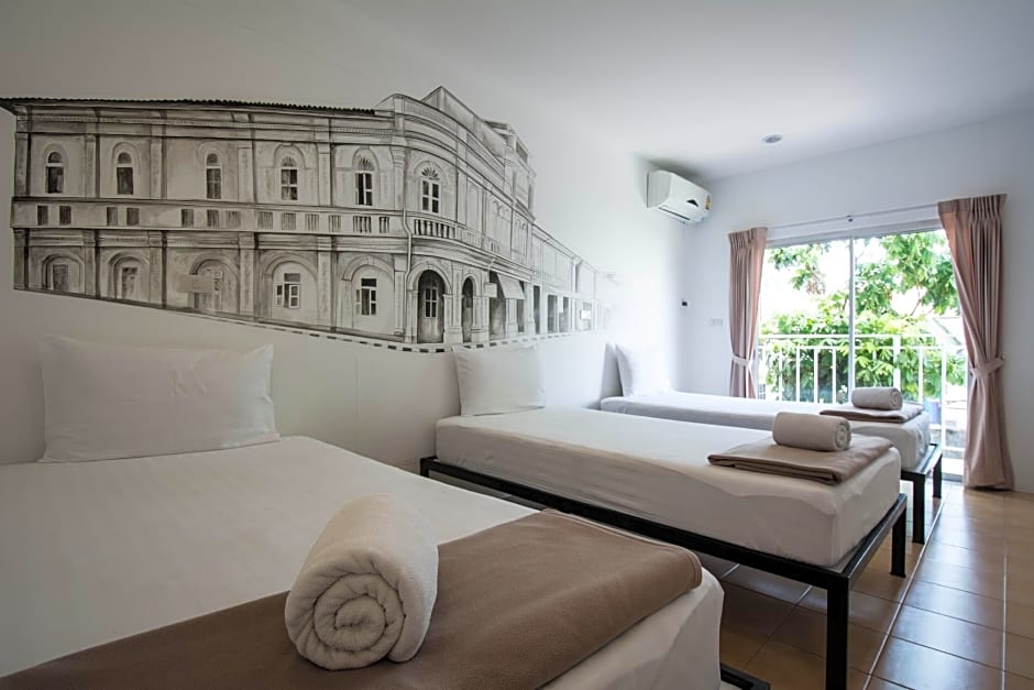 Chino Town Gallery Alley