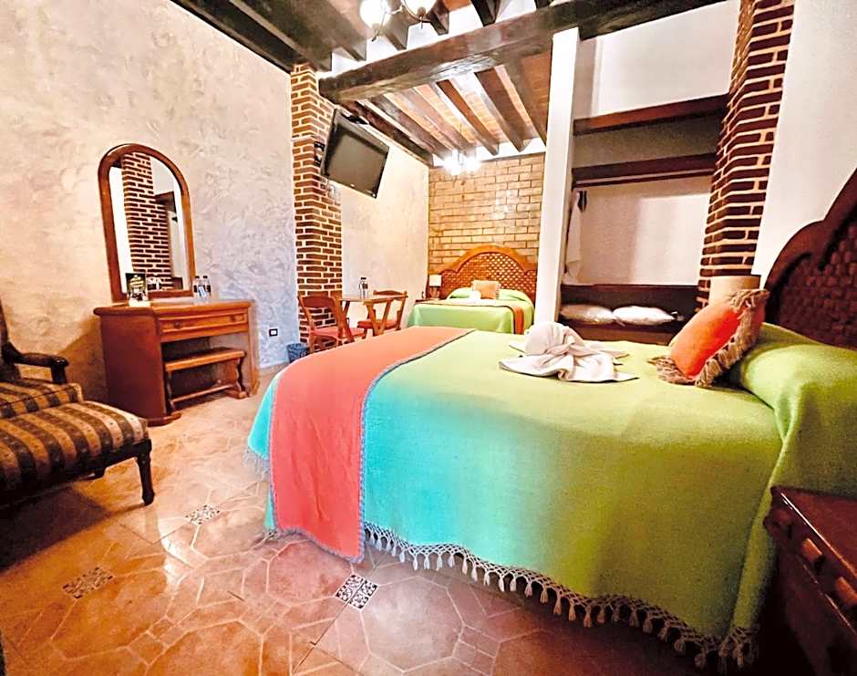 Hotel El Aguila, Villa del Carbón