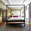 The Hollywood Roosevelt