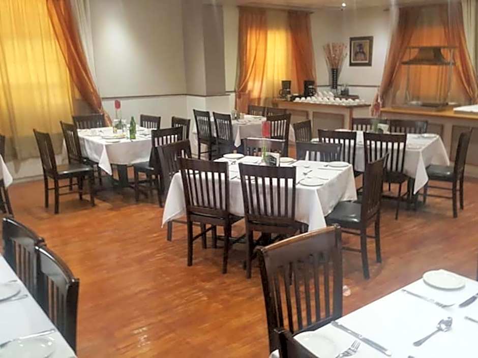 Pofadder Hotel by Country Hotels