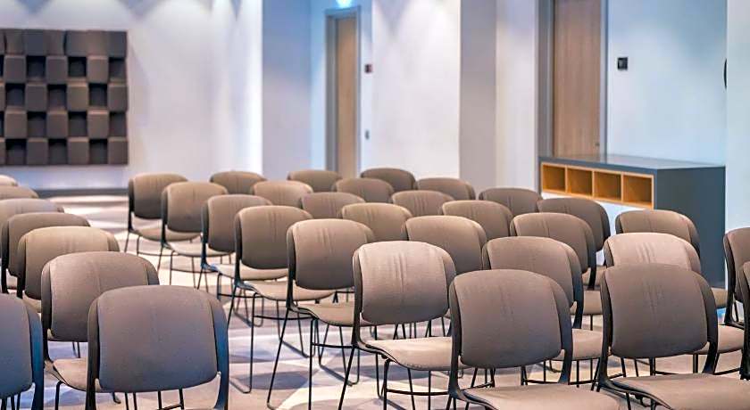 Holiday Inn Express Yerevan By IHG