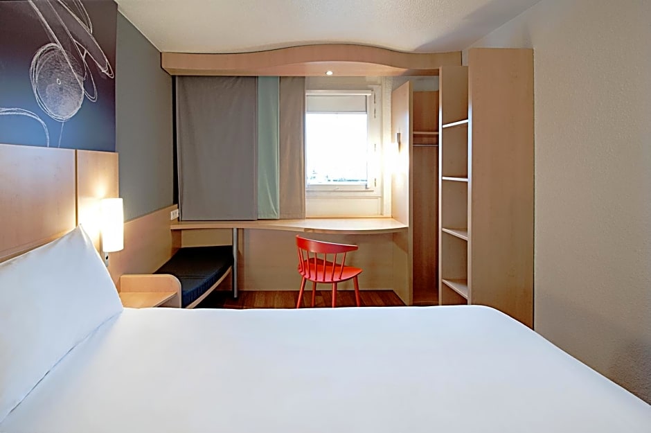 ibis Barcelona Cornella