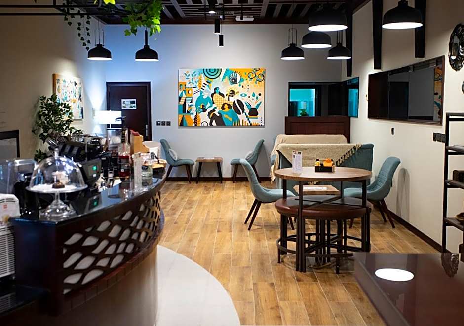 Remas Hotel Suites - Al Khoudh, Seeb, Muscat