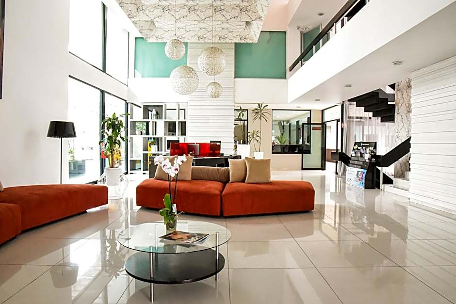 Hotel Expo Plaza Business and Family Guadalajara
