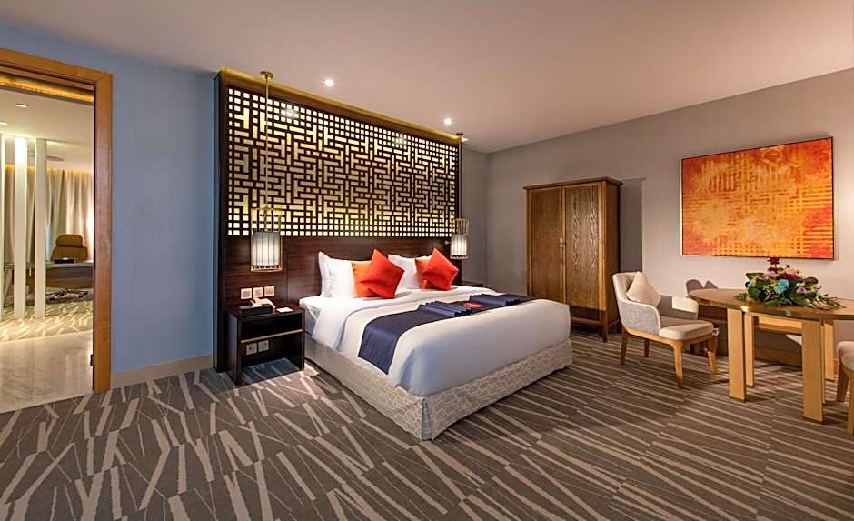 Photo 1 of 1 of Royal Suite