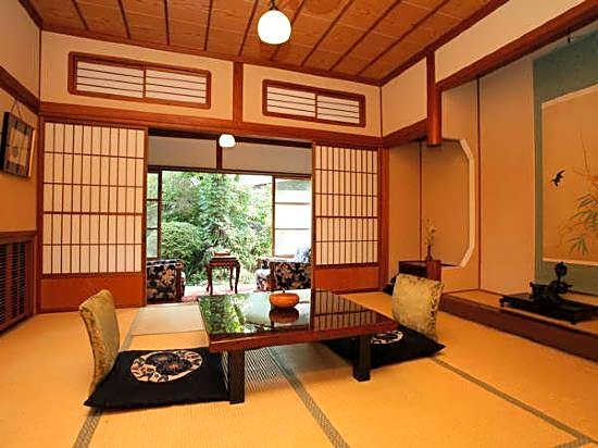 Ryokan Hanaya