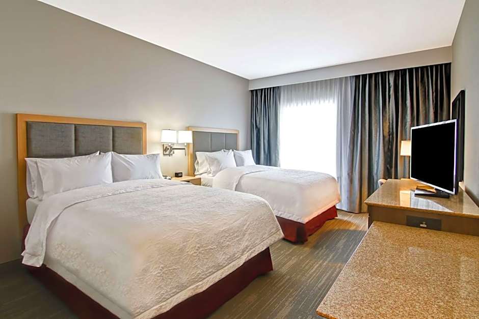 Hampton Inn By Hilton & Suites Grande Prairie, Alberta, Canada