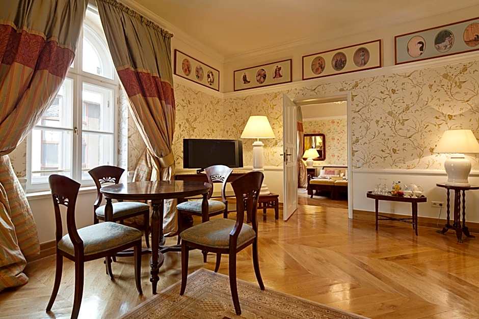 The Bonerowski Palace Boutique Hotel