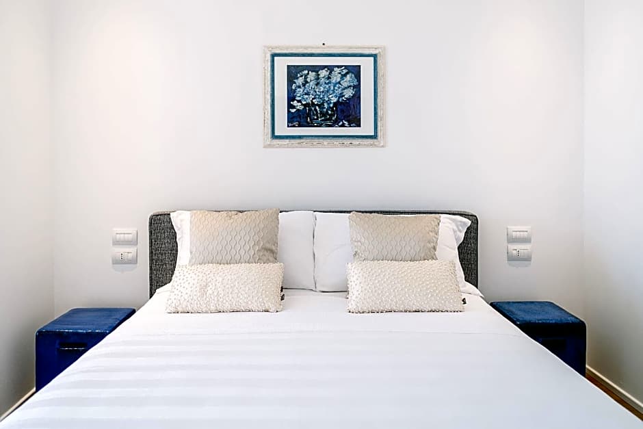 NUMA HOTEL