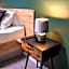 Hotel Residenz Luxury - Outletcity - Parken - Klima - 24h Check-In