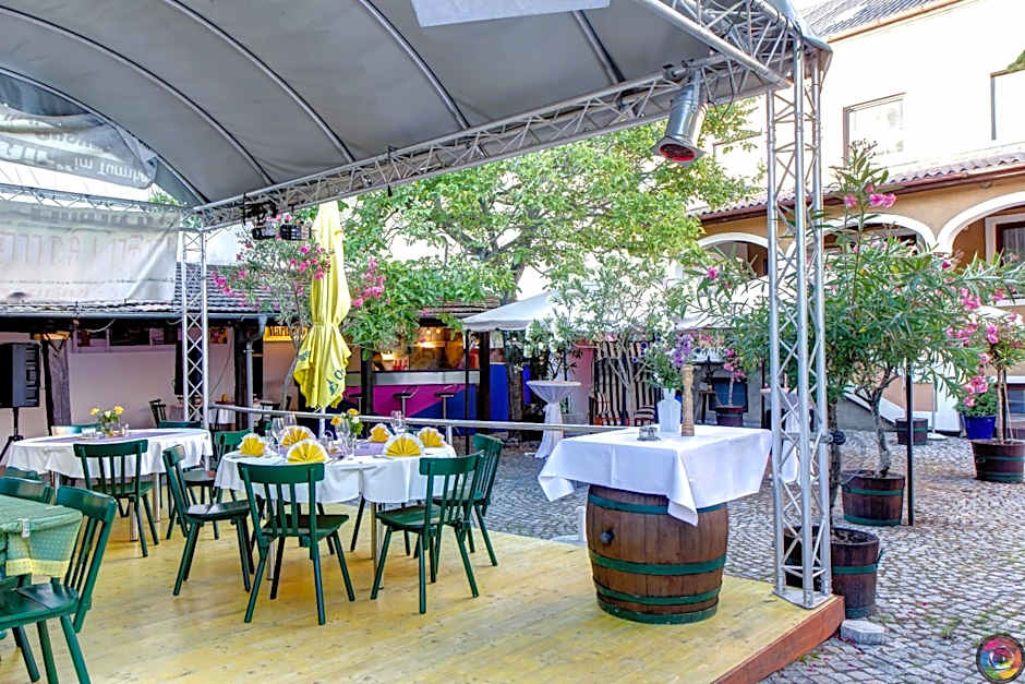 Turmhof Breitenbrunn