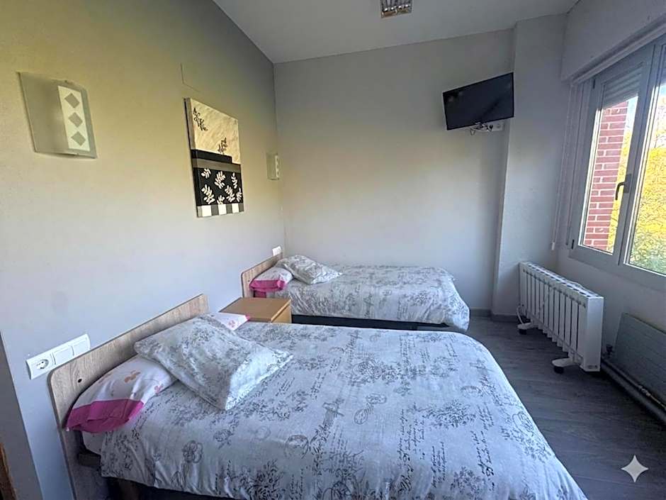 Residencia Albergue Jaca