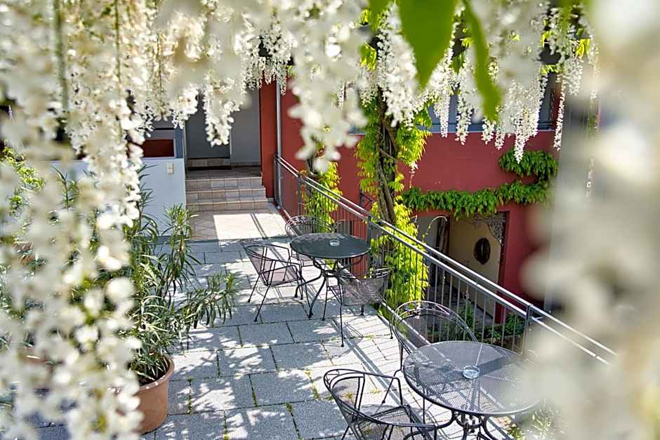 Arndt Hotel Garni
