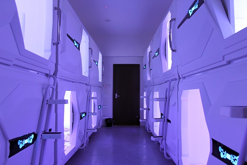 Space Cap Hotel