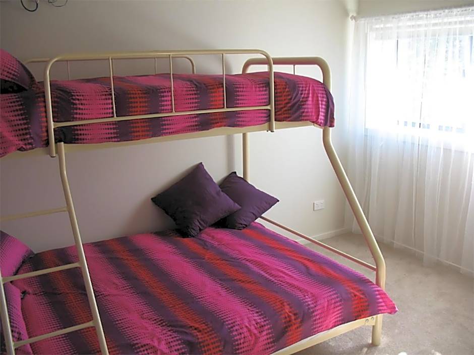 Paradise on The Boulevard - 90 Mile Beach Holiday Home