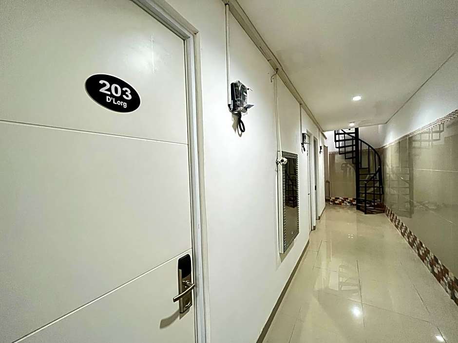 RedDoorz at Ring Road II Area Manado