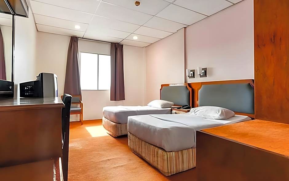 Anika Inn Kluang