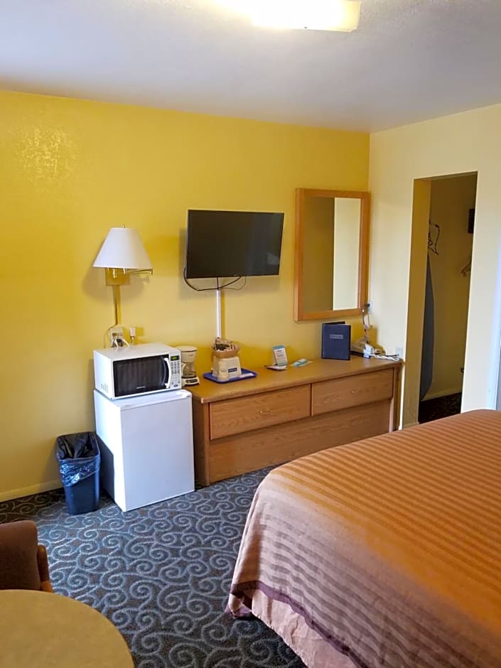 Travelodge by Wyndham Wenatchee