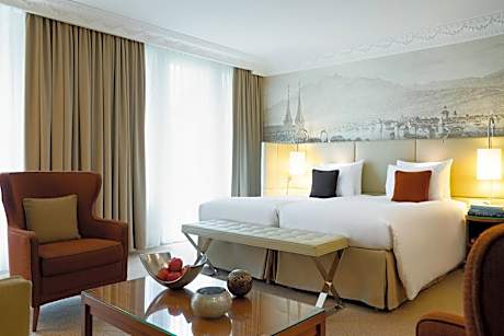 Junior Suite with 2 Twin/Single beds