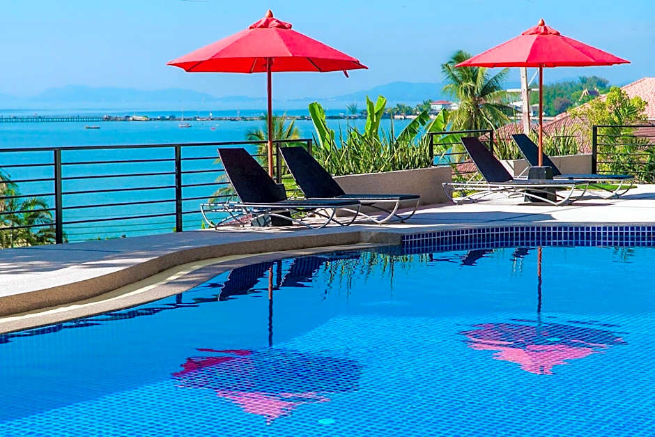 Play Phala Beach Rayong