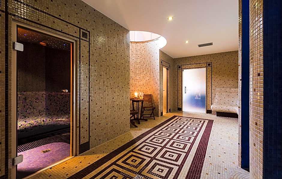 Hotel Konradówka Wellness & SPA - 300 metrów do centrum