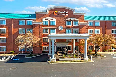 Comfort Inn & Suites Brentwood - Nashville