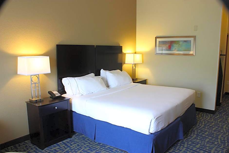 Holiday Inn Express & Suites Lebanon By IHG