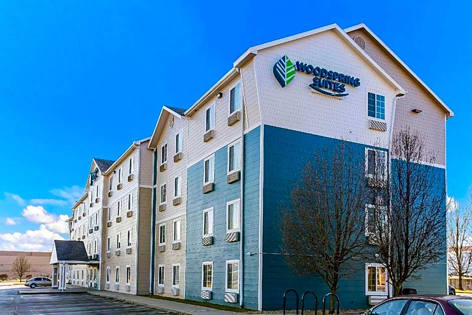 WoodSpring Suites Springfield